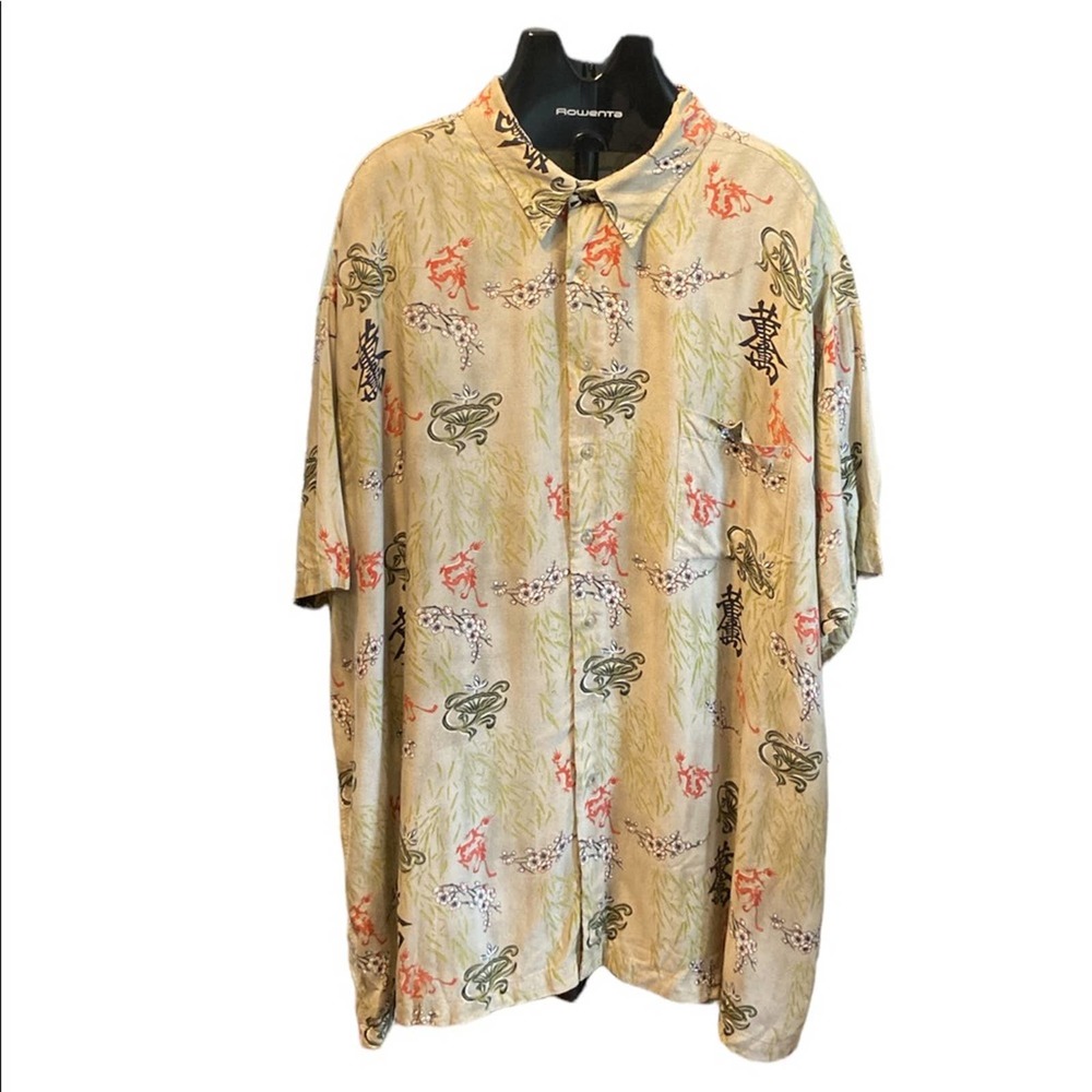 4XL Kings Court Button Down Short Sleeve Shirt.